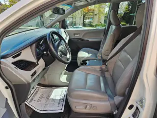 2015 Toyota Sienna XLE Premium 7-Passenger