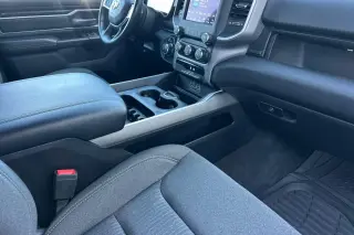 Ram 1500 2020 4x4 Big Horn 4dr Crew Cab 5.6 ft. SB Pickup