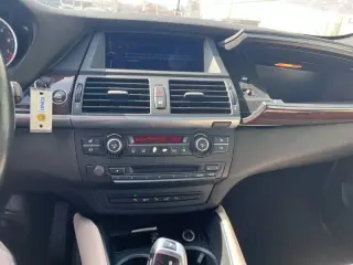 2014 BMW X6 xDrive50i