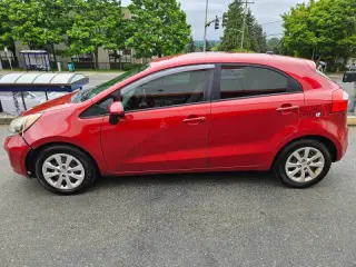 2012 Kia Rio 5-Door LX