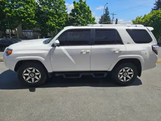 2017 Toyota 4Runner SR5 Premium