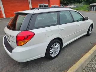 2005 Subaru Legacy 2.5i