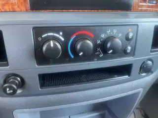 2006 Dodge Ram 2500 SLT