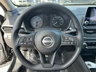 Nissan Altima 2025 2.5 S 4dr Sedan