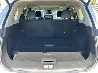 Nissan Rogue 2025 SL 4dr Crossover