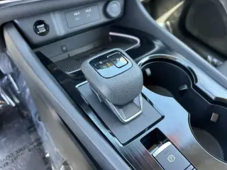 Nissan Rogue 2025 SL 4dr Crossover