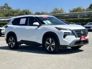 Nissan Rogue 2025 SL 4dr Crossover