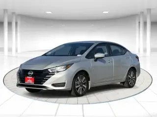Nissan Versa 2025 SV 4dr Sedan