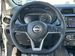 Nissan Versa 2025 SV 4dr Sedan