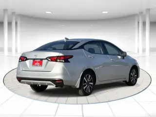 Nissan Versa 2025 SV 4dr Sedan
