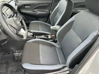 Nissan Versa 2025 SV 4dr Sedan