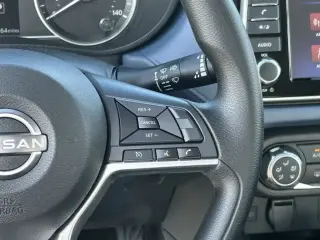 Nissan Versa 2025 SV 4dr Sedan
