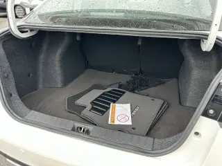 Nissan Versa 2025 SR 4dr Sedan