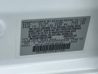 Nissan Versa 2025 SR 4dr Sedan