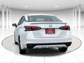 Nissan Versa 2025 SR 4dr Sedan