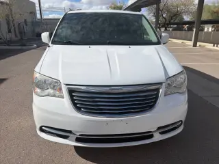 2016 Chrysler Town and Country Touring