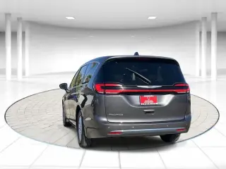 Chrysler Pacifica 2023 Touring L 4dr Mini-Van