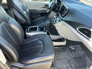 Chrysler Pacifica 2023 Touring L 4dr Mini-Van