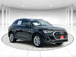 Audi Q3 2022 AWD quattro S line Premium Plus 45 TFSI 4dr SUV
