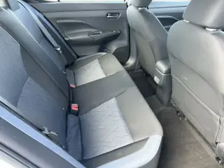 Nissan Versa 2025 SV 4dr Sedan