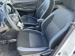 Nissan Versa 2025 SV 4dr Sedan