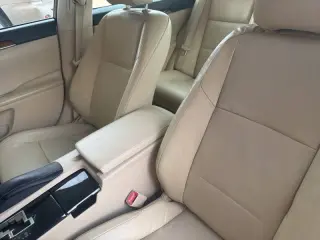 2014 Lexus ES 300h