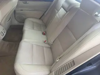 2014 Lexus ES 300h