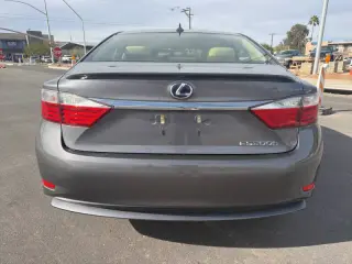 2014 Lexus ES 300h