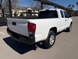 2018 Toyota Tacoma SR