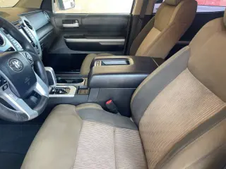 2014 Toyota Tundra SR5