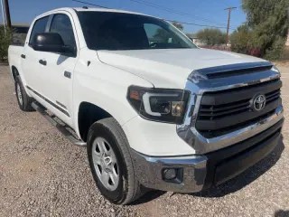 2014 Toyota Tundra SR5