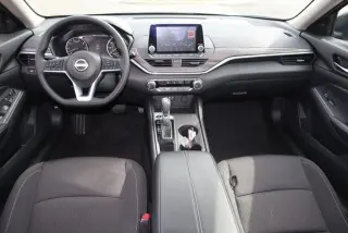 Nissan Altima 2025 2.5 SV 4dr Sedan