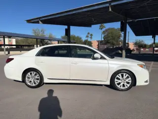 2011 Toyota Avalon