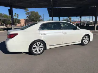 2011 Toyota Avalon