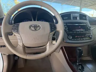 2011 Toyota Avalon