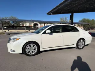 2011 Toyota Avalon