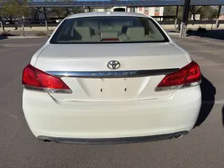2011 Toyota Avalon