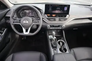 Nissan Altima 2025 2.5 SL 4dr Sedan