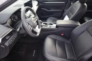 Nissan Altima 2025 2.5 SL 4dr Sedan
