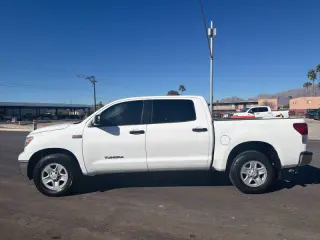 2012 Toyota Tundra Grade