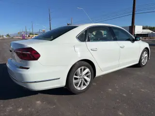 2018 Volkswagen Passat 2.0T SE