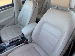 2018 Volkswagen Passat 2.0T SE