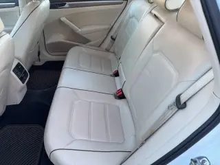 2018 Volkswagen Passat 2.0T SE