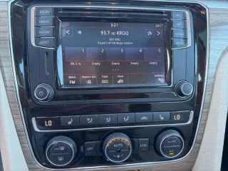 2018 Volkswagen Passat 2.0T SE