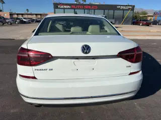 2018 Volkswagen Passat 2.0T SE