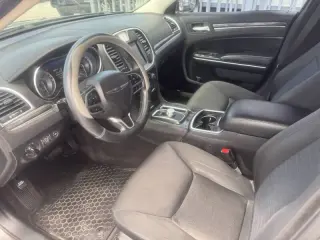 2018 Chrysler 300 Touring