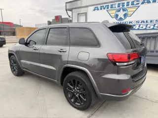 2017 Jeep Grand Cherokee Altitude