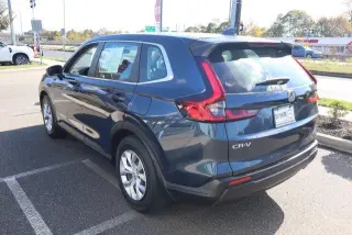 Honda CR-V 2024 LX 4dr SUV