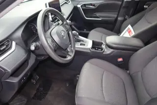 Toyota RAV4 2024 AWD XLE 4dr SUV