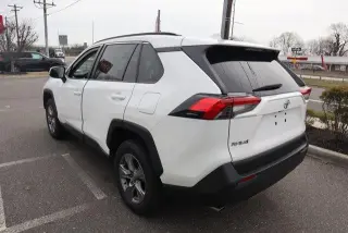 Toyota RAV4 2024 AWD XLE 4dr SUV